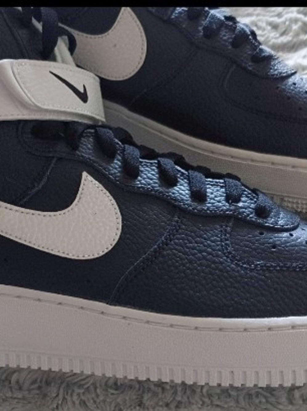 Nike Men’s Black and White High-Top Athletic Sneakers - Picture 4 of 11